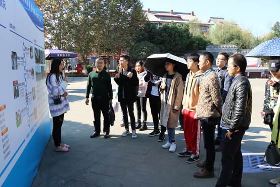 说明: E:\ly\工会工作\2018活动\战旗村1031\IMG_1239.JPG